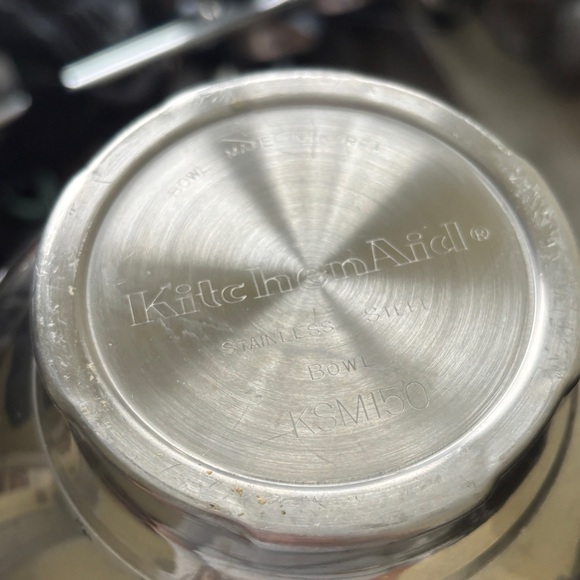 KitchenAid KSM150 Replacement Stainless Steel Mixer Mixing Bowl with Handle 5 Qt - Picture 2 of 2